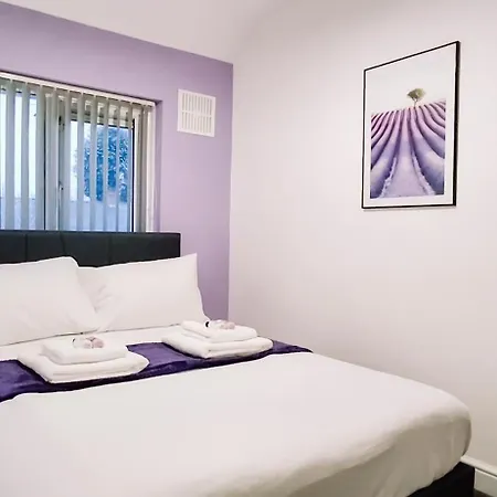 Charming 3-bedroom Near Nec, Airport & Bullring Бирмингем